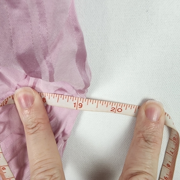 Joie Cadmir Satin Chevron Button Up V-neck Blouse SIZE XS - Picture 2 of 7